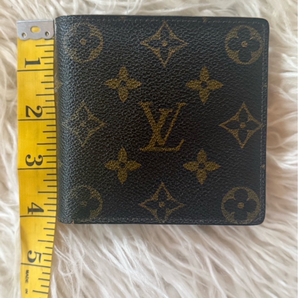 Authentic Louis Vuitton Monogram Wallet - Picture 4 of 9